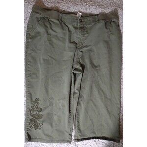 Croft And Barrow Dark Green 22W Stretch Waist Capris Floral Stitching